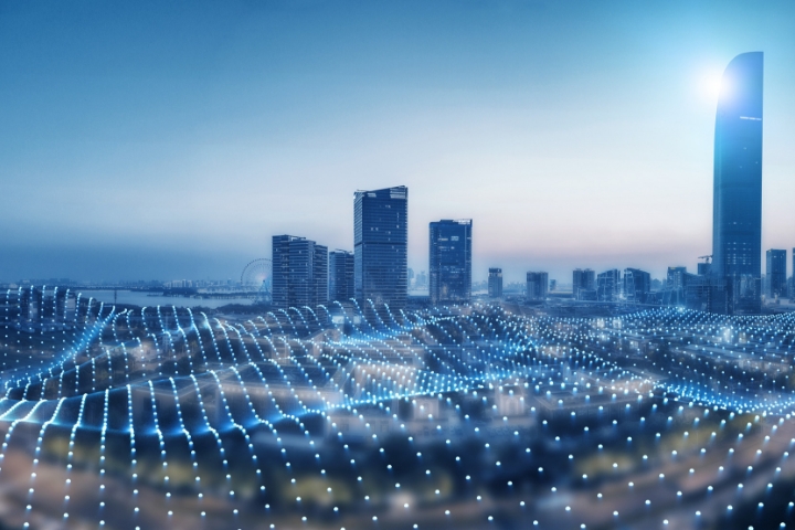 使智慧路燈等物聯網城市家具成為城市數據采集交互的節點和遍布城市的智能服務終端，實現了傳統市政建設與新基建的完美融合。